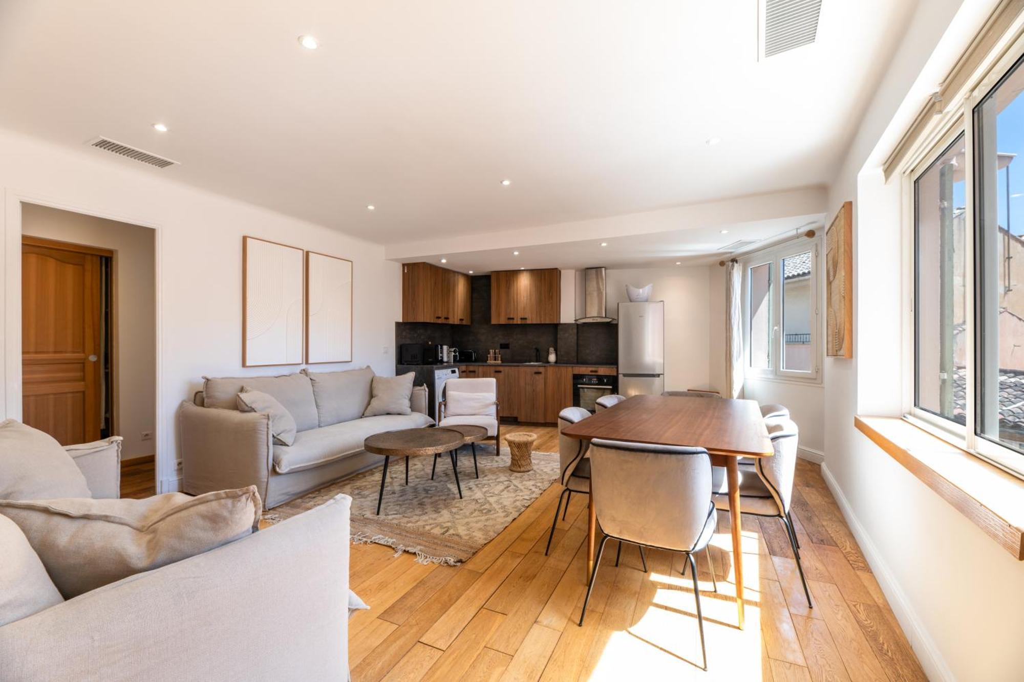 Appartement Place Des Lices Σαιν-Τροπέ Εξωτερικό φωτογραφία